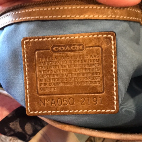 Coach purse - Picture 5 of 11